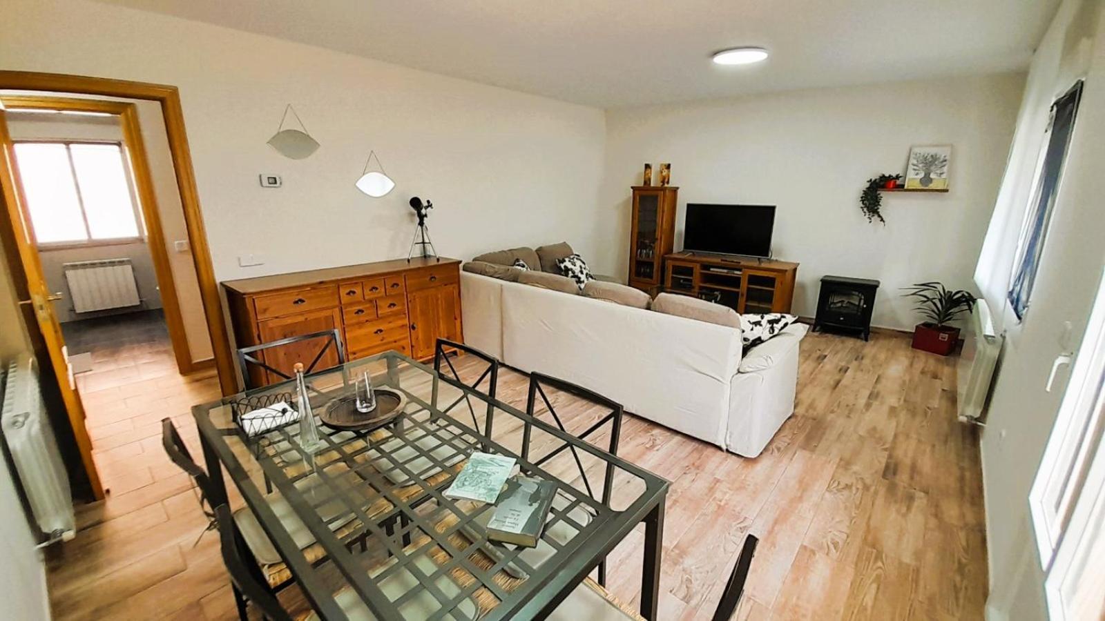 דירות Serranillos La Casona מראה חיצוני תמונה
